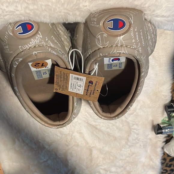 Men's Champion Clogs - Picture 4 of 4